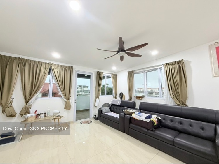 Jalan Batalong (D17), Terrace #596221151